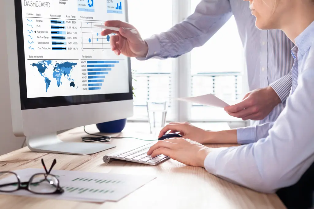 shutterstock_718346401.webp Enterprise Essentials: The 10 Software Tools Powering Large Businesses in 2024